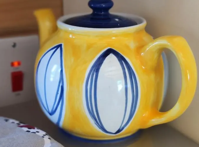 Шале Desart School Garden