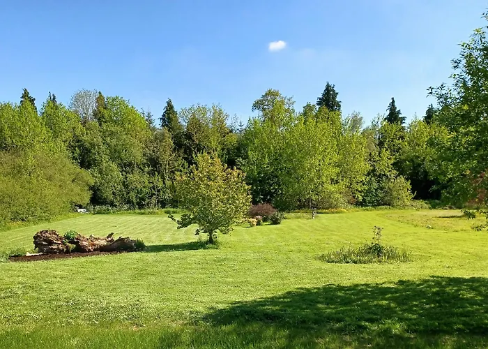 Chalet Desart School Garden